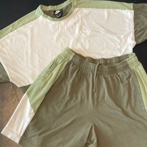 Men’s Nike 2 piece short set